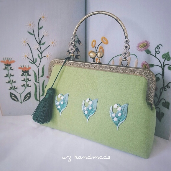 Embroidered Flower Patch Clutch Or Ins Woman